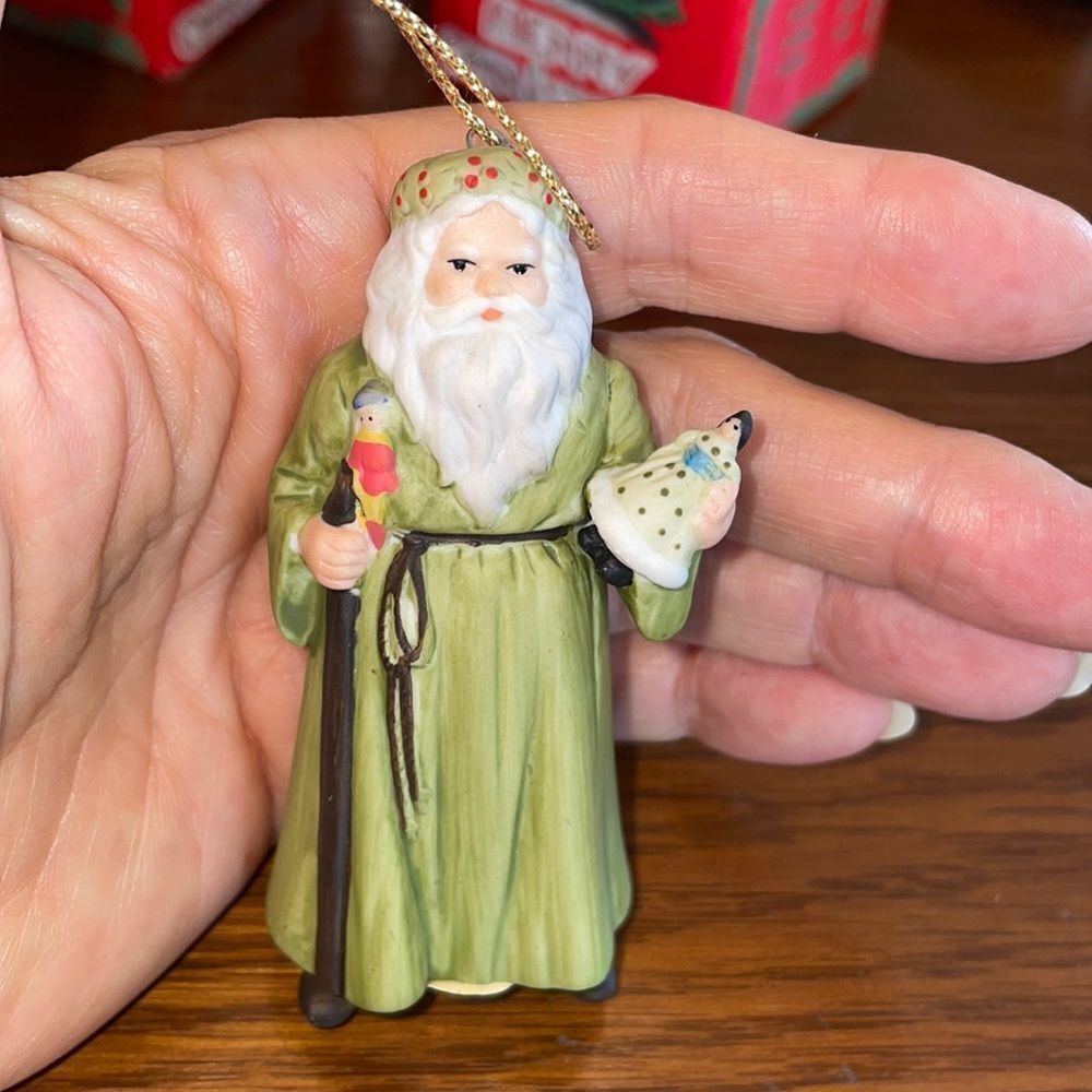 Vtg NWT Evolution of the American Santa Claus “Father Christmas‎ 1790” ornament